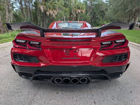 Used 2024 Chevrolet Corvette Z06 RWD image 6