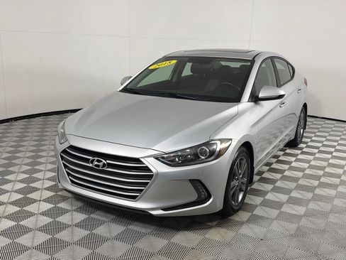 Used 2018 Hyundai Elantra Value Edition FWD image 10