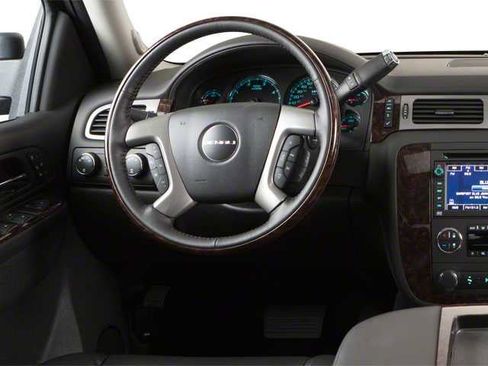 Used 2011 GMC Sierra 3500 SLE image 6