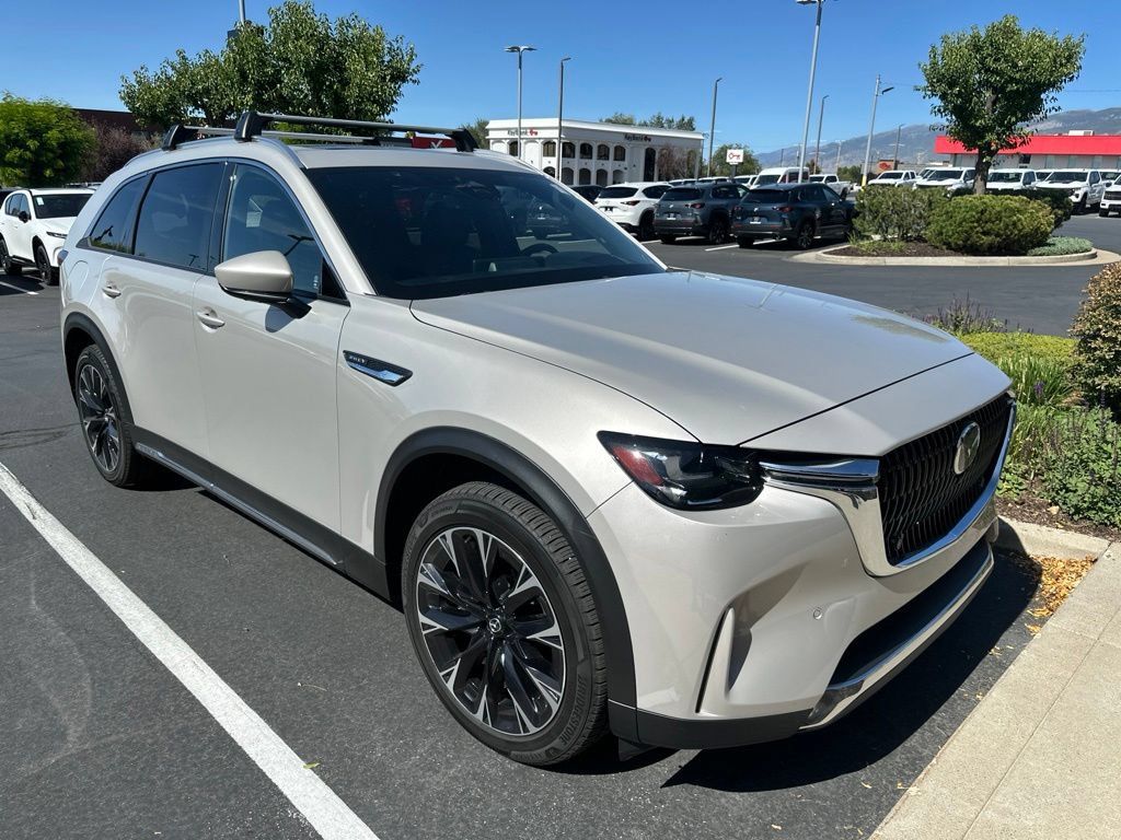 Used 2024 MAZDA CX-90 Plug-In Hybrid w/ Premium Plus AWD/4WD image 3