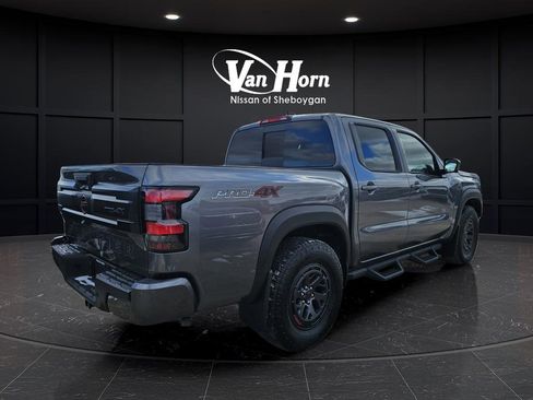 New 2026 Nissan Frontier PRO-4X w/ Pro-4x Convenience Package image 3
