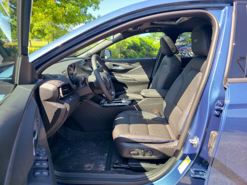 New 2026 Buick Envista Sport Touring w/ Convenience I Package FWD image 21