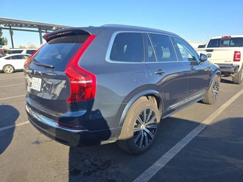 Used 2025 Volvo XC90 B5 Core image 4