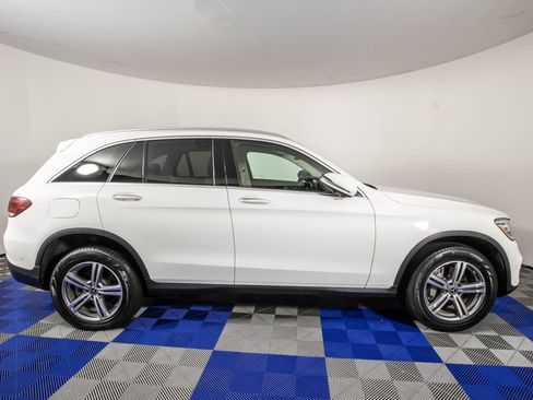 Used 2022 Mercedes-Benz GLC 300 4MATIC image 5