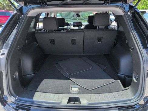 Used 2025 Chevrolet Blazer LT FWD image 28