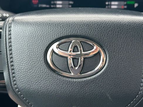Used 2024 Toyota Tundra Limited AWD/4WD image 44