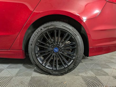 Used 2016 Ford Fusion SE w/ Equipment Group 202A image 12