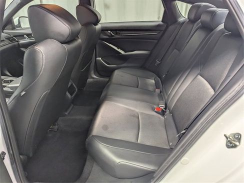 Used 2020 Honda Accord Sport image 9