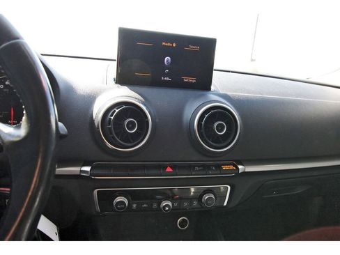 Used 2015 Audi A3 1.8T Premium image 9