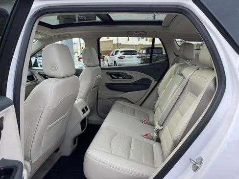 Used 2022 GMC Terrain Denali image 33