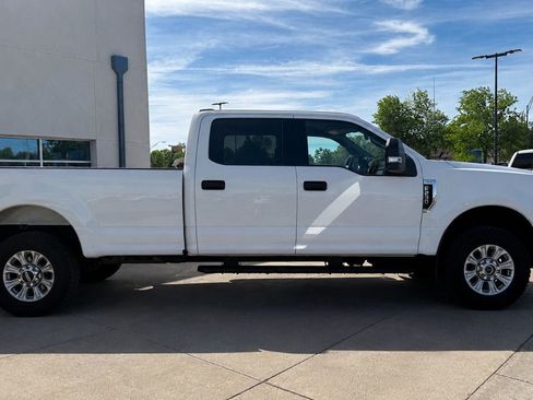 Used 2021 Ford F250 XLT w/ XLT Value Package AWD/4WD image 9