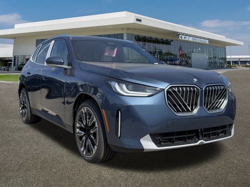 New 2026 BMW X3 xDrive30 w/ Premium Package image 2