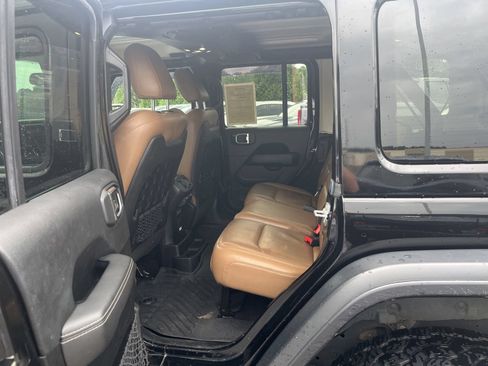 Used 2021 Jeep Wrangler Unlimited Rubicon AWD/4WD image 29