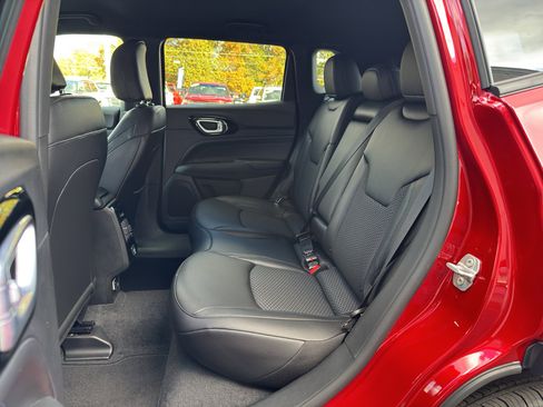 New 2026 Jeep Compass Latitude image 23