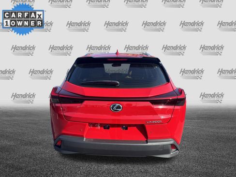 Used 2025 Lexus UX 300h FWD image 9