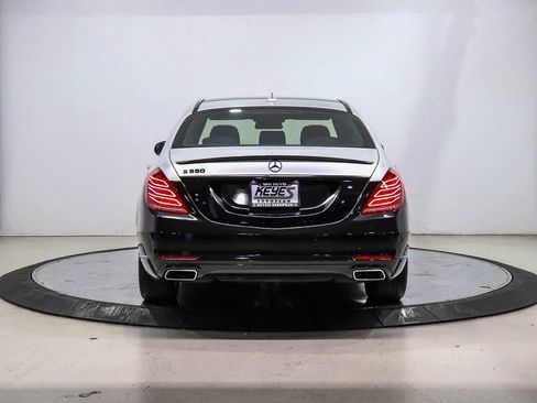 Used 2017 Mercedes-Benz S 550 Sedan image 3