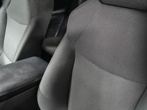 Certified 2021 Toyota RAV4 LE AWD/4WD image 25