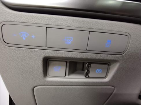 Used 2023 Hyundai Palisade Limited w/ Cargo Package image 32