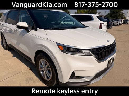 Certified 2024 Kia Carnival LX FWD image 5