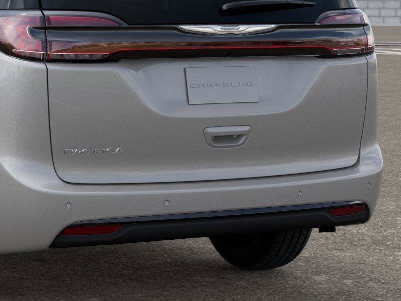 New 2026 Chrysler Pacifica Select w/ S Appearance Package FWD image 13