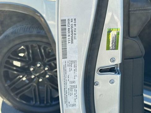 Certified 2023 Jeep Wagoneer Series II AWD/4WD image 27