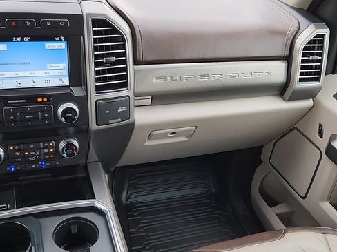 Certified 2019 Ford F350 Limited AWD/4WD image 7