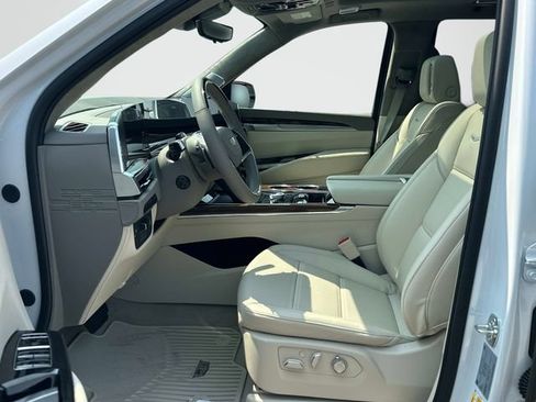 New 2026 Cadillac Escalade Platinum Luxury AWD/4WD image 10