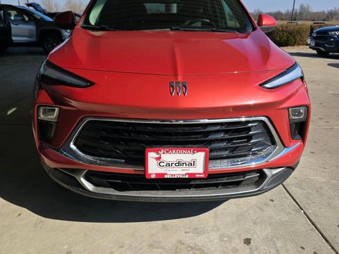 Used 2024 Buick Encore GX Preferred image 1