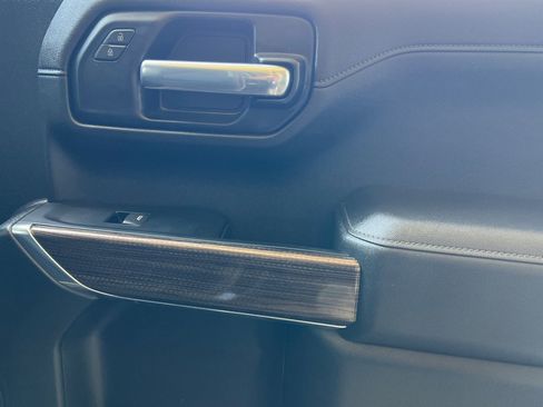 Used 2021 Chevrolet Silverado 1500 RST image 19