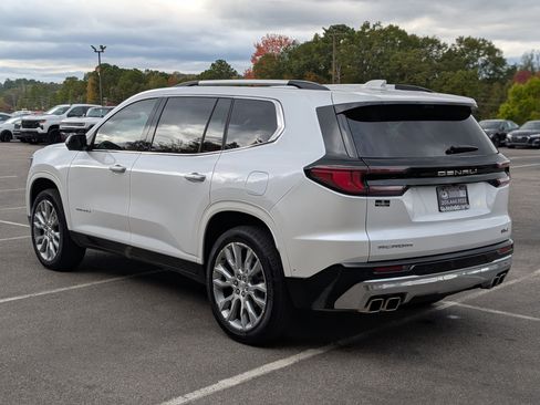 Used 2024 GMC Acadia Denali w/ Super Cruise Package image 7