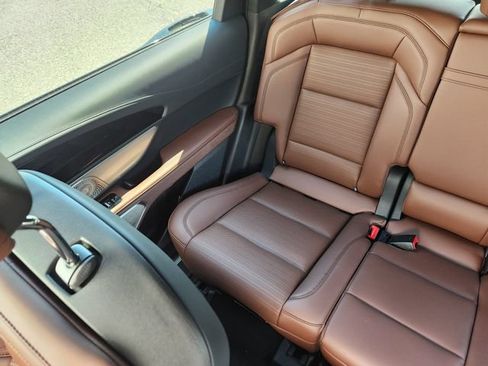 New 2026 Lincoln Nautilus Reserve AWD/4WD image 13