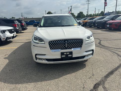 Used 2023 Lincoln Aviator Black Label Grand Touring w/ Class IV Trailer Tow Package AWD/4WD image 2