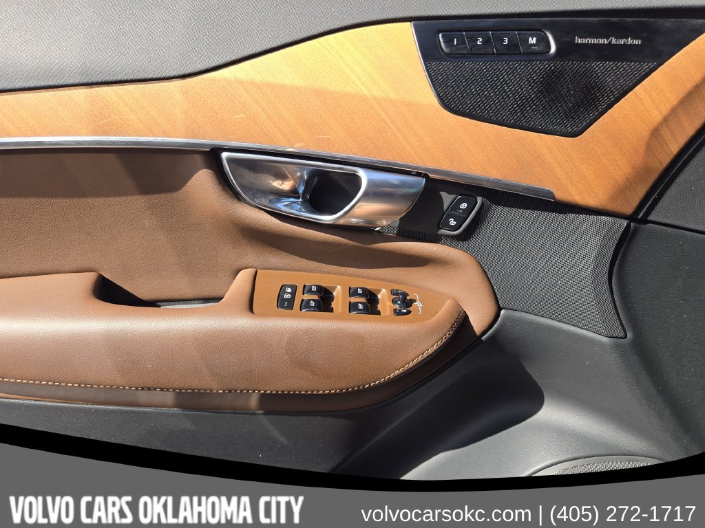 Certified 2023 Volvo XC90 B6 Plus w/ Protection Package Premier AWD/4WD image 24