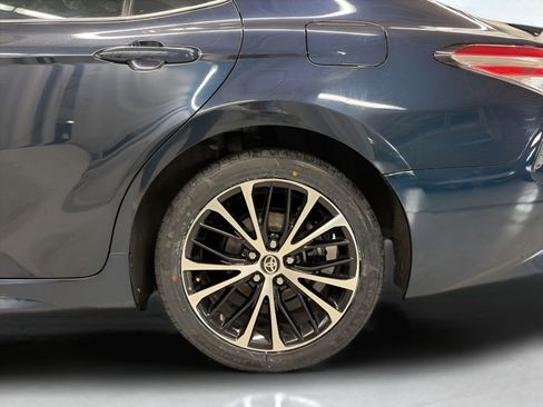 Used 2020 Toyota Camry SE w/ Cold Weather Package AWD/4WD image 26