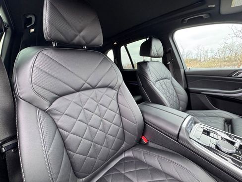 Certified 2025 BMW X5 xDrive40i w/ M Sport Package image 31