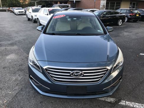 Used 2016 Hyundai Sonata SE image 2