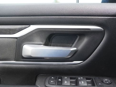 Used 2023 RAM 1500 Big Horn image 11