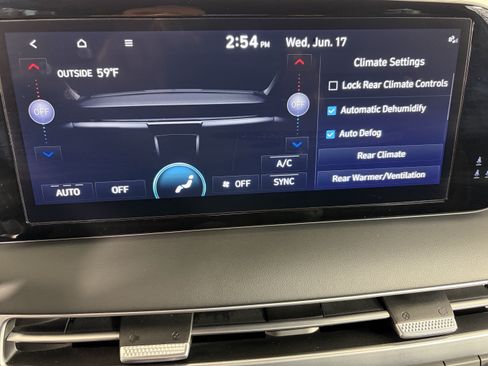 Certified 2025 Hyundai Palisade Calligraphy AWD/4WD image 26
