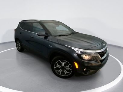 Used 2023 Kia Seltos EX