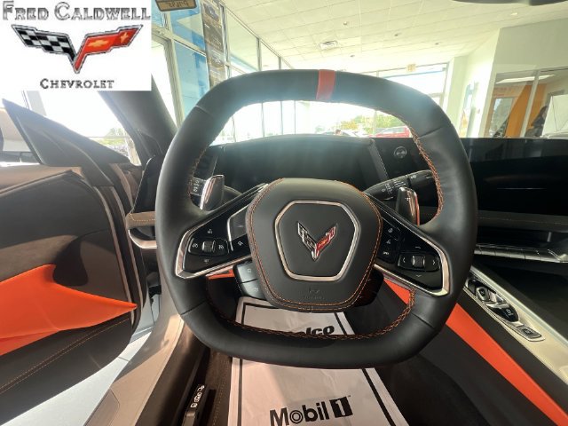 Used 2026 Chevrolet Corvette Stingray Premium Conv w/ Z51 Performance Package RWD image 17