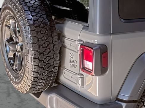 Used 2021 Jeep Wrangler Unlimited Sport image 13