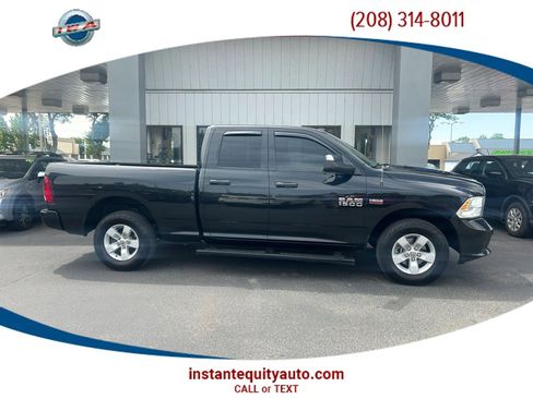 Used 2018 RAM 1500 Express AWD/4WD image 1
