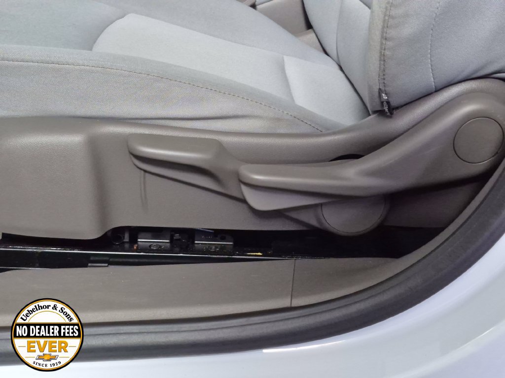 Used 2016 Chevrolet Malibu LS FWD image 17