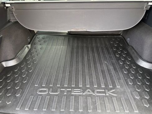 Used 2024 Subaru Outback Premium image 15