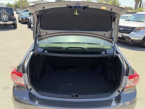 Used 2011 Toyota Corolla LE FWD image 16