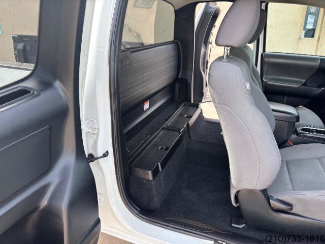 Used 2022 Toyota Tacoma SR RWD image 25