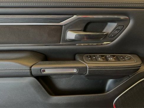 Used 2024 RAM 1500 Laramie image 11