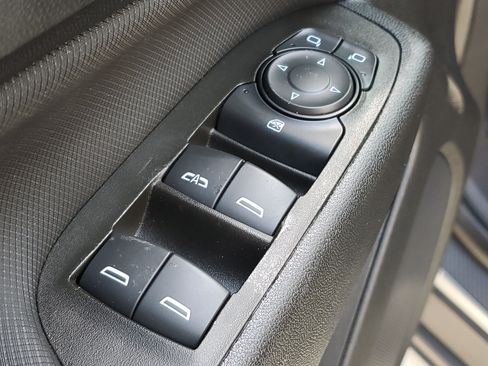 Used 2024 Chevrolet Equinox RS w/ RS Leather Package FWD image 23