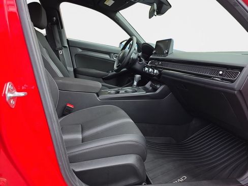 Certified 2025 Honda Civic Sport image 18