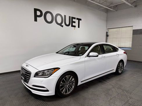 Used 2015 Hyundai Genesis 3.8 w/ Option Group 04 image 2